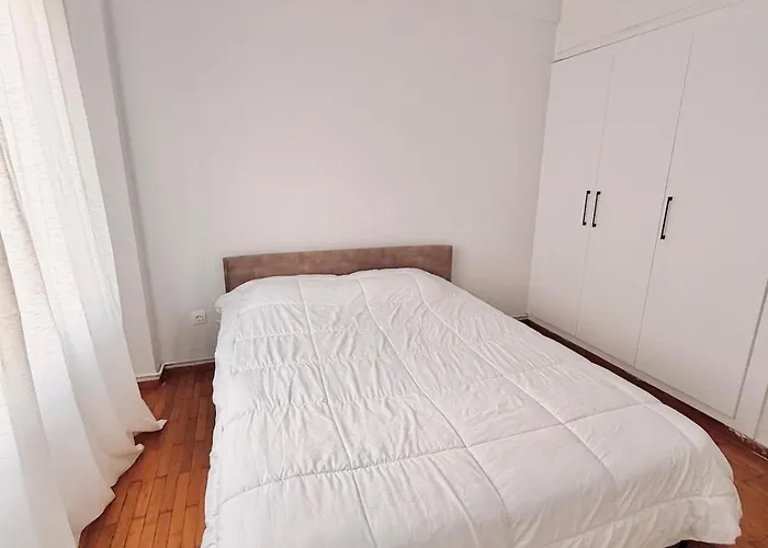 The Cozy Corner 파트라